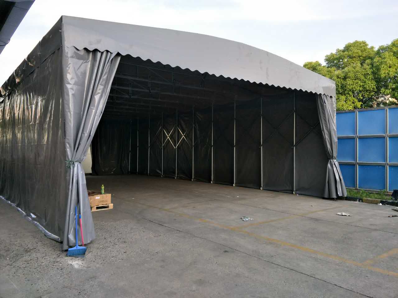 大型倉儲蓬